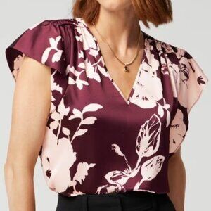 White House Black Market Floral Print Flutter Sleeve V-neck Top XL